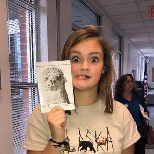 Meet your Posher, Lydia